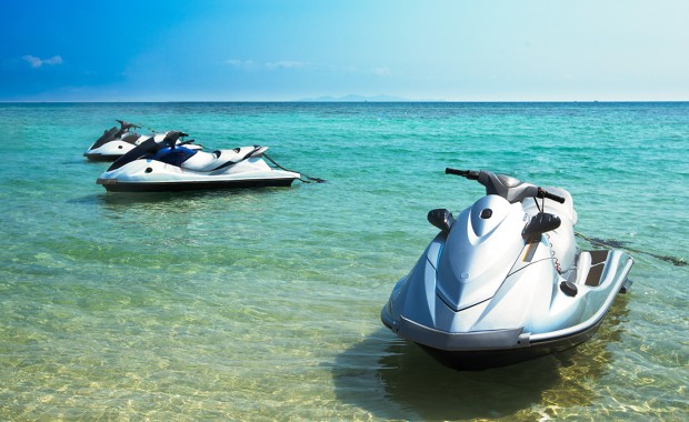 Jet ski ne kadar hızlı gider?